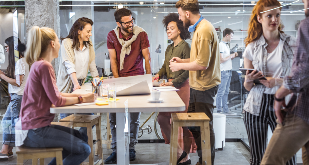 Transform Your Workday: Communal Work Spaces at 1Plus1